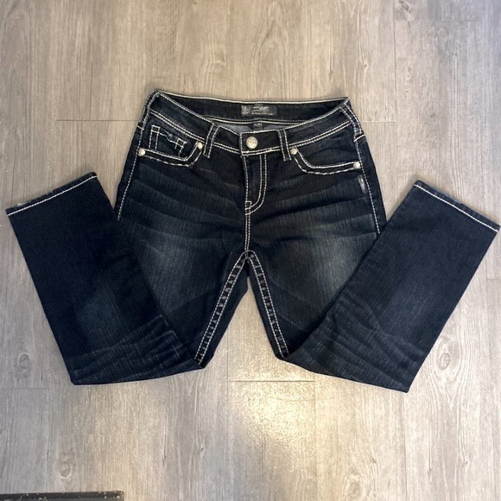 Suki High Rise Capris - Picture 2 of 9